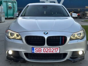 BMW Seria 5 520d Aut. Luxury Line