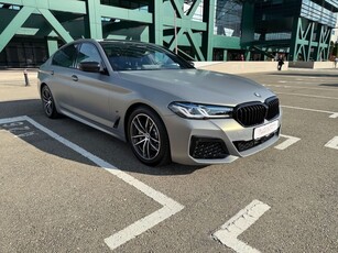 BMW Seria 5 530i xDrive MHEV