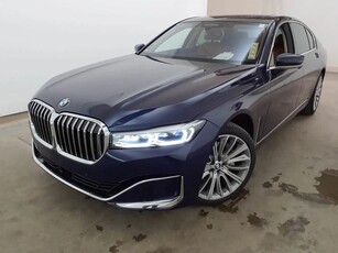 BMW Seria 7 730d xDrive MHEV