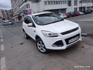 Ford Kuga 2.0 TDCi Powershift 4WD Trend