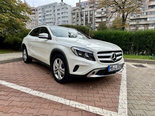 Mercedes-Benz GLA 250 4MATIC Aut.