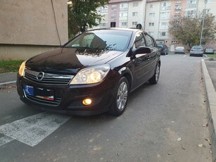 Opel Astra H 1.9cdti 120cp