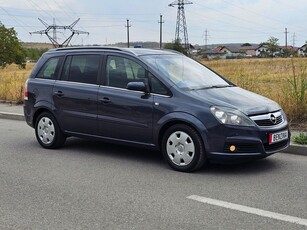 Opel Zafira 1.8 Elegance