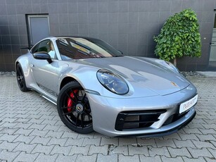 Porsche 911 Carrera 4 GTS PDK