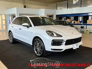 Porsche Cayenne 3.0 V6 E-Hybrid PHEV Iva Esposta