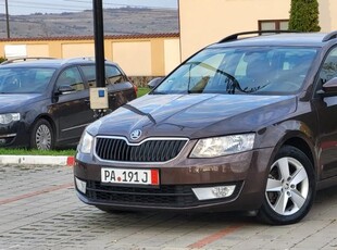 Skoda Octavia 2.0 TDI (Green tec) DSG Style