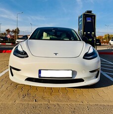 Tesla Model 3 Langstreckenbatterie Allradantrieb Dual Motor