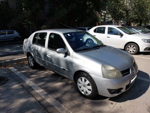 Vând Renault Symbol fabricat în 2007