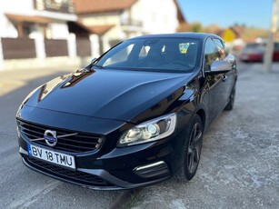 Volvo V60 D6 Twin Engine Geartronic RDesign