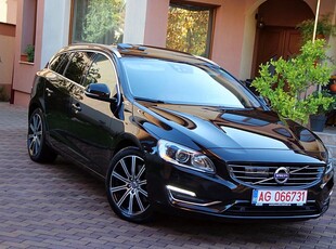 Volvo V60 D6 Twin Engine Geartronic Summum