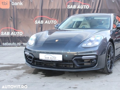 Porsche Panamera 4S