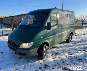 Mercedes-Benz Sprinter 213 CDI (8+1 Locuri)