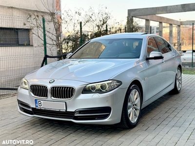 BMW Seria 5 525d xDrive AT