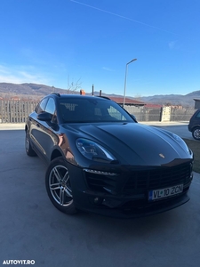 Porsche Macan Standard