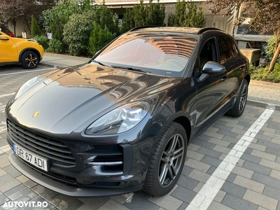 Porsche Macan Standard