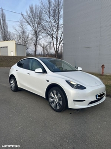 Tesla Model Y Long Range Dual Motor AWD