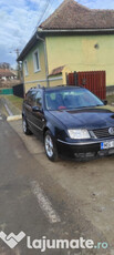 Volkswagen Bora Diesel anul 2004