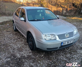 VW Bora 2004 motor 1.9 TDI 130CP 5,5% consum