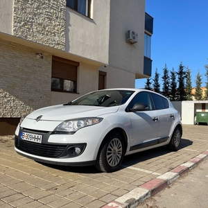 Renault Megane 3 2013 1.5 dCi Rosu