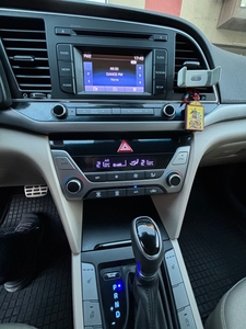 Vand Hyundai Elantra Bucuresti Sectorul 3