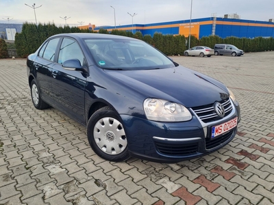 Vw Jetta~2008~BXE~1.9 Tdi~Climatronic Targu-Mures