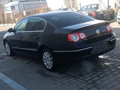 Vw passat B6 avariat Buzau