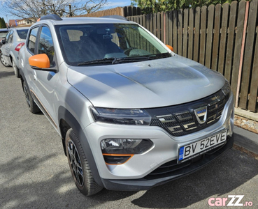 DACIA Spring cu statie de incarcare si garantie extinsa