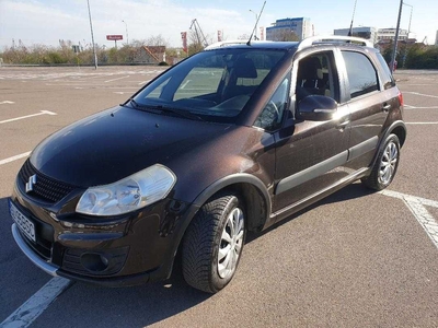 Suzuki sx4 4x4,navi 1,6 l,120CP benzina dec.2013 199400km reali Galati