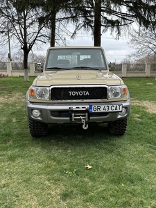 Toyota Land Cruiser 71 Prundu