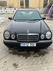 Vând dric - funerar w210 Mercedes Nanov