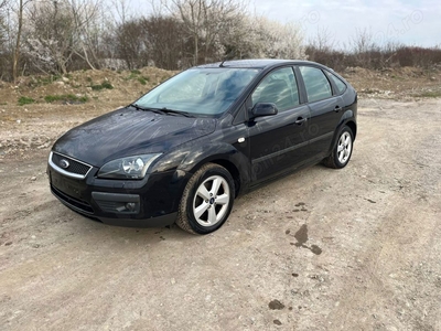 Ford Focus 1.6 benzină