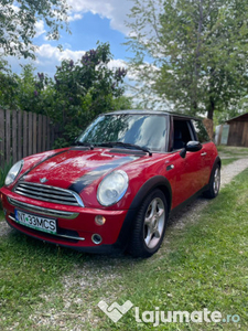 Masină mini cooper R50