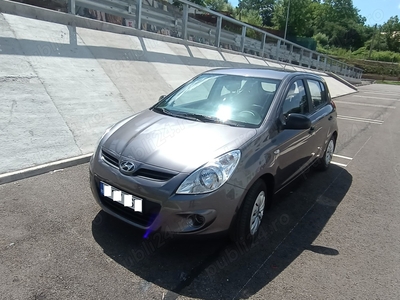 Auto Hyundai i20 ,benzina GPL Tomasetto 173000 km