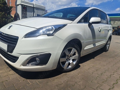 PEUGEOT 5008 1.6 HDi (115ch) 1560cc 6CV