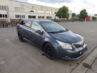 Toyota Avensis 2010 2.0 diesel 126cp