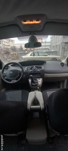 Vand sau schimb cu o masina mai mica renault scenic 2