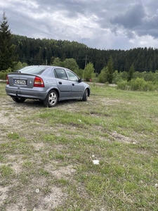 Vand sau schimb Opel Astra G