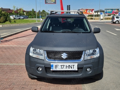 Vand Suzuki Grand Vitara, 1.9 DDIS, 129 cai, 4x4 reductor mare mic.