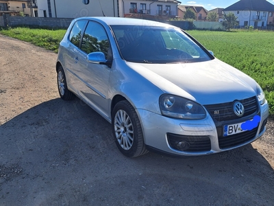 Vand Volkswagen Golf V 2007 luna 07