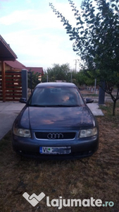 Audi A3 motor 1.6 an 2002 benzina