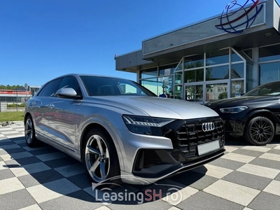 Audi Q8 55 TFSI S-Line 21