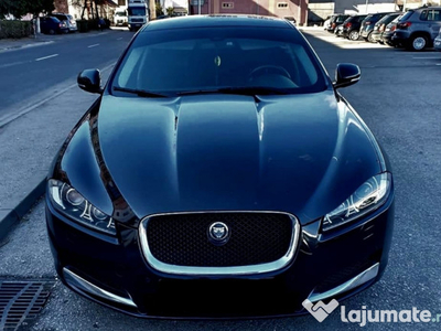 Jaguar xf masina