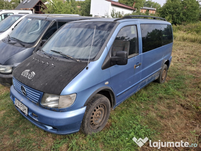 Mercedes vito 9 locuri an 2002