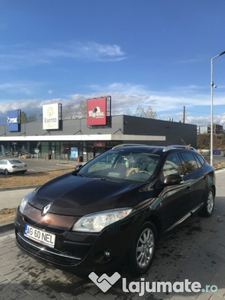 Renault megane 3 editie speciala an 2011,motor 1,5 dci,foarte economic