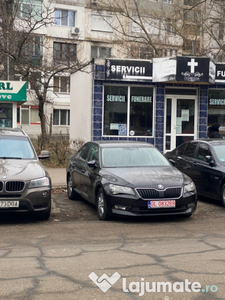 Skoda Superb DSG berlina diesel negru / neagră variante