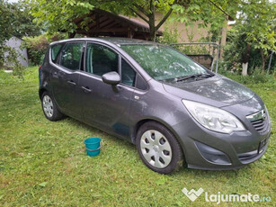 Opel meriva masina