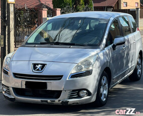 Peugeot 5008 2011