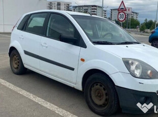 Ford Fiesta Mk 5, an de fabricație 2008, 283.000 km, 1.4, benzină