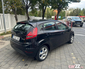 Ford fiesta 1.4d an 2010 impecabil