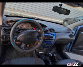 Ford focus 1 .1.8 benzina